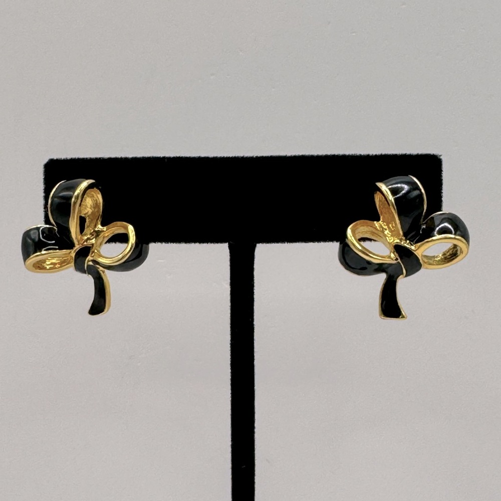VINTAGE Enamel Bow Earrings - Picture 2 of 11